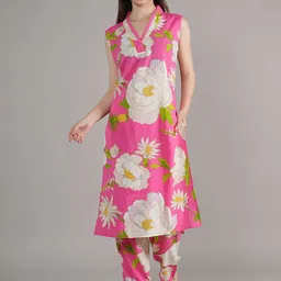 BAESD Women Floral Printed Regular Kurta with Trousers-18