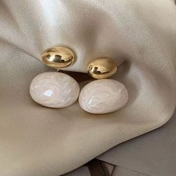 Just Lil Things Oval Shaped Drop Earrings-image-37