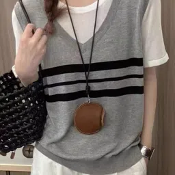 KPOP Women V-Neck Short Sleeves Horizontal Striped Cotton Top-picture-5