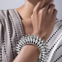 Rubans Set Of 2 Oxidised Silver-Plated Traditional Handcrafted Bangles image 2