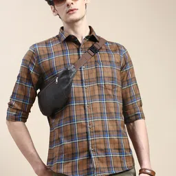 SHOWOFF Standard Slim Fit Tartan Checks Spread Collar Cotton Casual Shirt-image-79