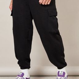 Styli Men Oversized-Fit Cotton Cargo Joggers-48