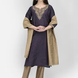 Span Ethnic Motifs Embroidered Three-Quarter Sleeves Silk Straight Kurta-image-85