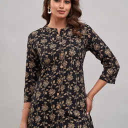 Shedika Floral Printed Mandarin Collar Kurti-picture-13