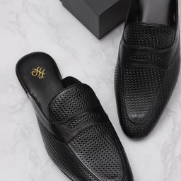 House of Pataudi Men Coffee Brown Leather Textured Handcrafted Mules-image-48