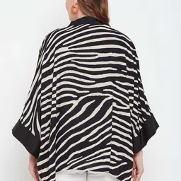 BAESD Geometric Printed Open Front Shrug image 5