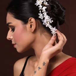 PANASH Women White & Gold-Toned Set of 6 Beaded U Pins-12