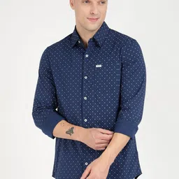 GUESS Men Slim Fit Opaque Printed Casual Shirt-image-75