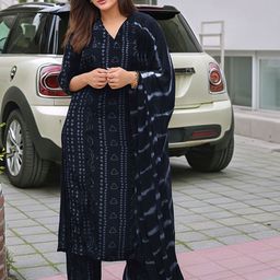 GoSriKi Women Banhani Printed Regular Kurta with Palazzos & Dupatta-picture-33