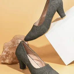 TRYME Suede Party Block Mules-14