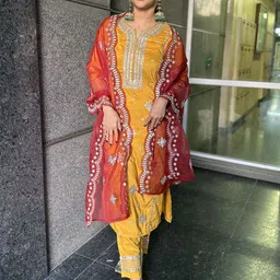 Indo Era Women Ethnic Motifs Embroidered Regular Gotta Patti Kurta with Trousers & With Dupatta-47
