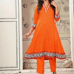 DIVASTRI Women's Rayon Blend Printed A-Line Kurta With Trousers-27