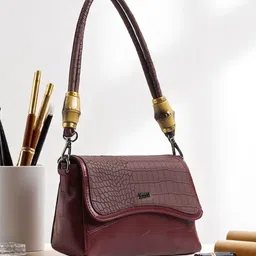 Exotic Swagger Sling Bag With Quilted-43