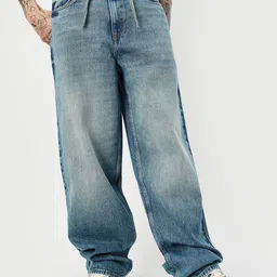 max Men Regular Fit Mid-Rise Heavy Fade Cotton Jeans-54
