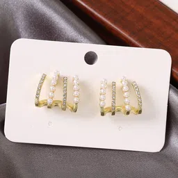 VAGHBHATT Gold-Plated Artificial Stones Studded & Pearls Beaded Contemporary Studs-7