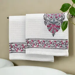 Peepul Tree White & Pink 2 Pieces Printed Cotton 300 GSM Hand Towels-18