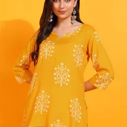 Mialo fashion Floral Printed V-Neck Kurti-picture-49