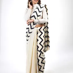 TEEJH Striped Pure Cotton Saree-16