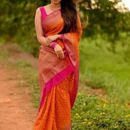 Quelea Ethnic Motifs Woven Design Zari Pure Silk Kanjeevaram Saree-picture-37