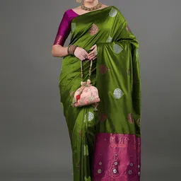 VASTRAHUT Paisley Zari Silk Blend Handloom Banarasi Saree-picture-38