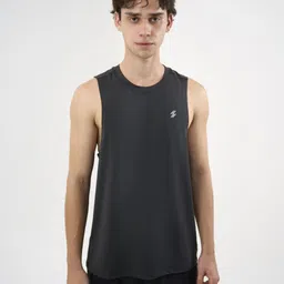 DCYPHR Men Solid Round Neck T-shirt-image-6