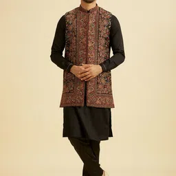 Manyavar Floral Yoke Design Mandarin Collar Art Silk Straight Kurta And Pyjama With Jacket-image-18