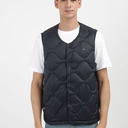 Tommy Hilfiger Men Solid Windcheater Quilted Jacket-21