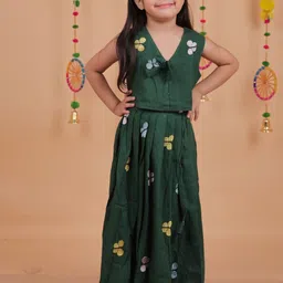 UNBIND Girls Embroidered Ready to Wear Lehenga &-52