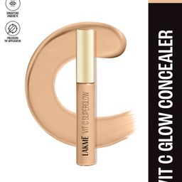 Lakme Set Of SPF 20 Compact, Superglow Concealer & Priming Foundation image 4
