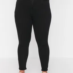 Trendyol Women Mid-Rise Clean Look Stretchable Jeans-image-68