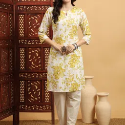 Anouk Rustic Women Floral Printed Keyhole Neck Floral Kurta-50