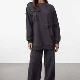 Trendyol Self Design Bow Sweatshirt With Trouser-image-51