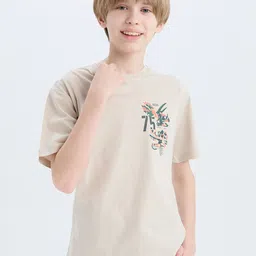 DeFacto Boys Typography Printed Applique T-shirt-image-39