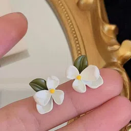 SZN Floral Studs Earrings-7