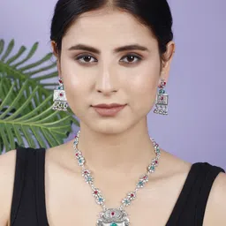 Sangria Stone-Studded & Beaded Jewellery Set image 5