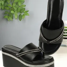 H.M. LADIES FOOTWEARWomen Embellisged Wedge Sandals-46