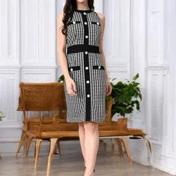 BAESD Checked Bodycon Knee Length Dress-image-17