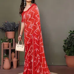 WINKLECART Striped Pure Georgette Block Print Saree image 3