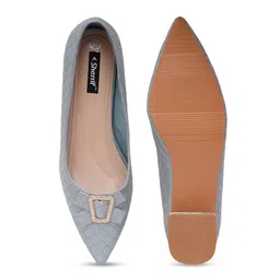 Sherrif Shoes Textured Block Pumps with Bows image 5