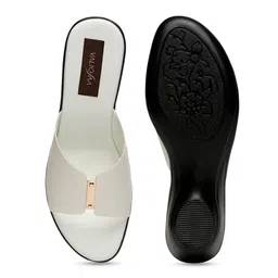 VALIOSAA Textured Open Toe Wedges image 2