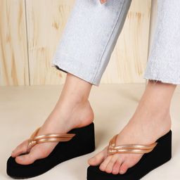 DressBerry Copper-Toned & Black Knotted Open Toe Wedges-37