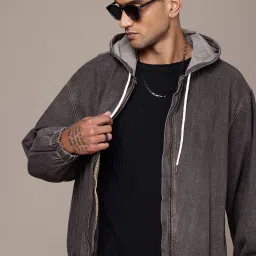 Men Solid Tailored Jacket-image-11