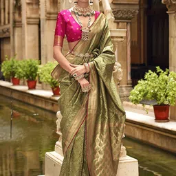 MONJOLIKA FASHION Woven Design Zari Banarasi Saree-picture-20
