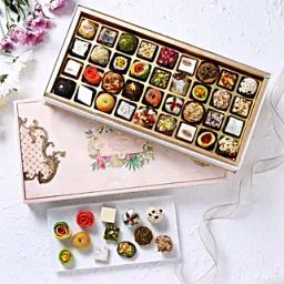 Flora N Fauna Sweet Box-image-85