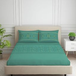 SPACES Green & White Geometric Cotton 144 TC King Bedsheet with 2 Pillow Covers-91