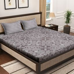 KLOTTHE Grey & White Geometric Printed 300TC Super King Bedsheet With 2 Pillow Covers-image-91
