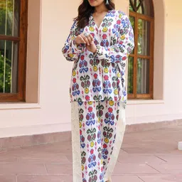 Bunaai Heritage Hues Printed Shirt With Trouser-picture-53