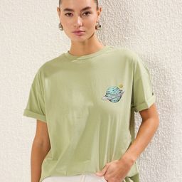 Trendyol Women Printed Applique T-shirt-image-52