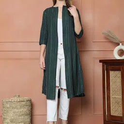 CORSICA Women Printed Longline Shrug-10