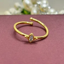 Luxevogue 925 Sterling Silver 18k Gold-Plated Cubic Zirconia Stone-Studded Finger Ring-10